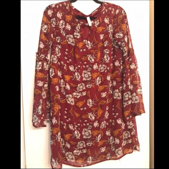 Xhilaration Burgundy Floral Bell Sleeve Mini Dress - Size M - Boho Chic - Picture 2 of 6